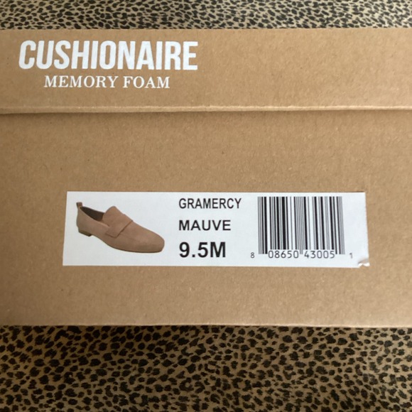Cushionaire Mauve Vegan Suede Memory Foam Loafer 9.5 New in Box - Picture 7 of 7